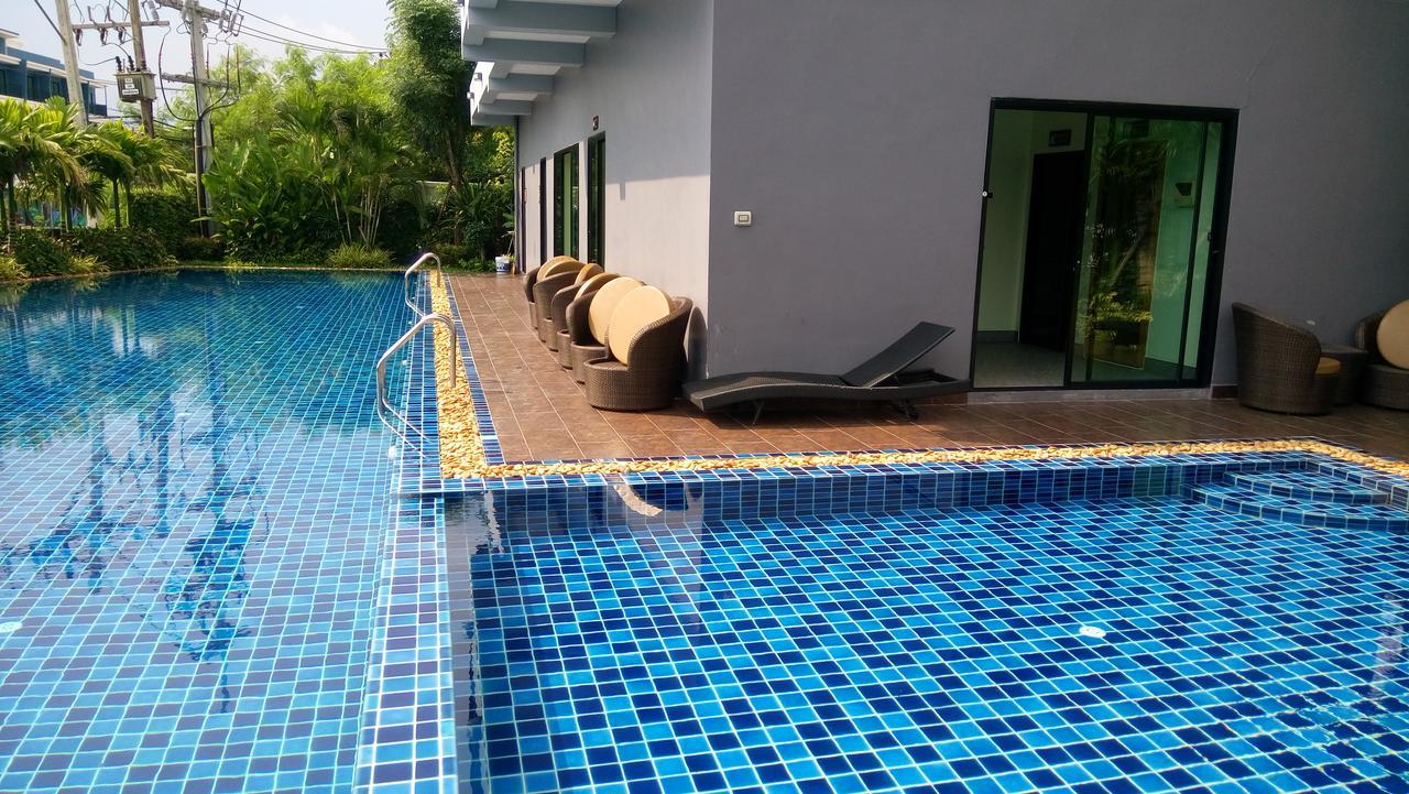 Dusit Grand Condo View Praia de Jomtien Exterior foto